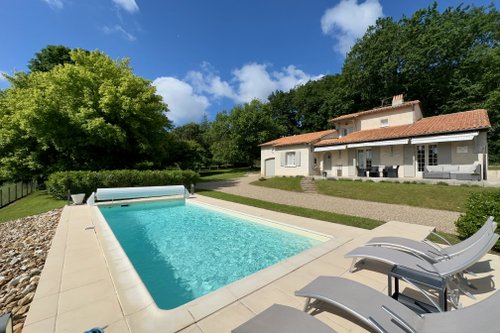 France – Dordogne –  – La terrasse