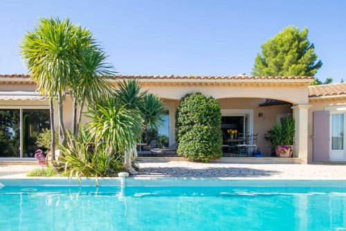 Holiday rental with pool Vladia in Provence for 8 people